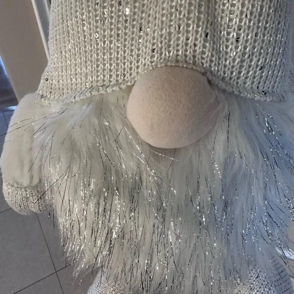 NWT Gorgeous White Gnome